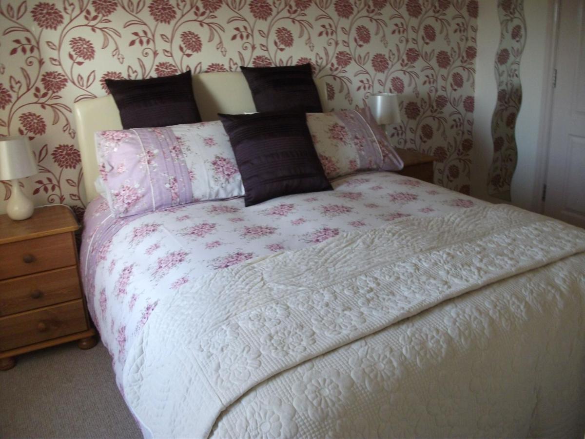 Valentino'S Hotel Filey Kültér fotó